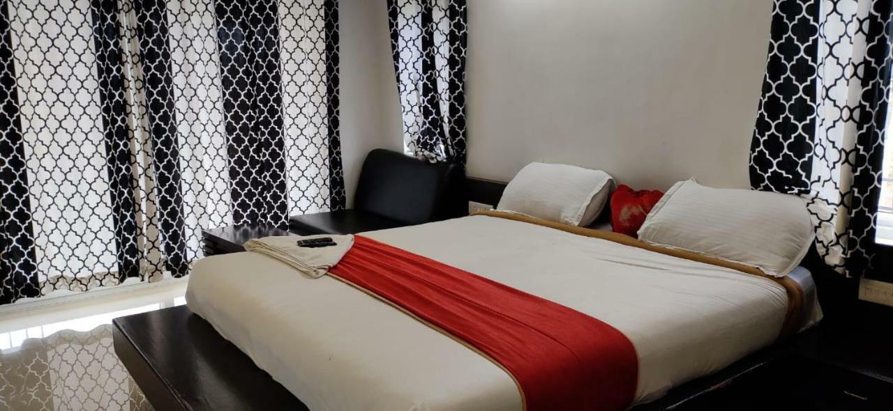 Runs Residency Hotel Ooty Buitenkant foto